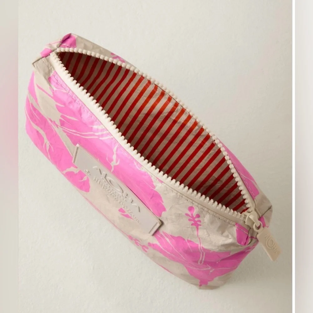 Aloha Collection Small Pouch - Picture 2 of 6